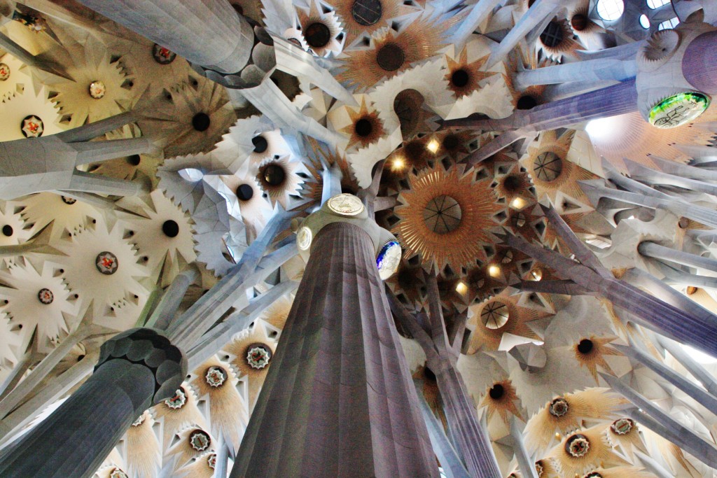 Foto: Interior de la Sagrada Familia - Barcelona (Cataluña), España