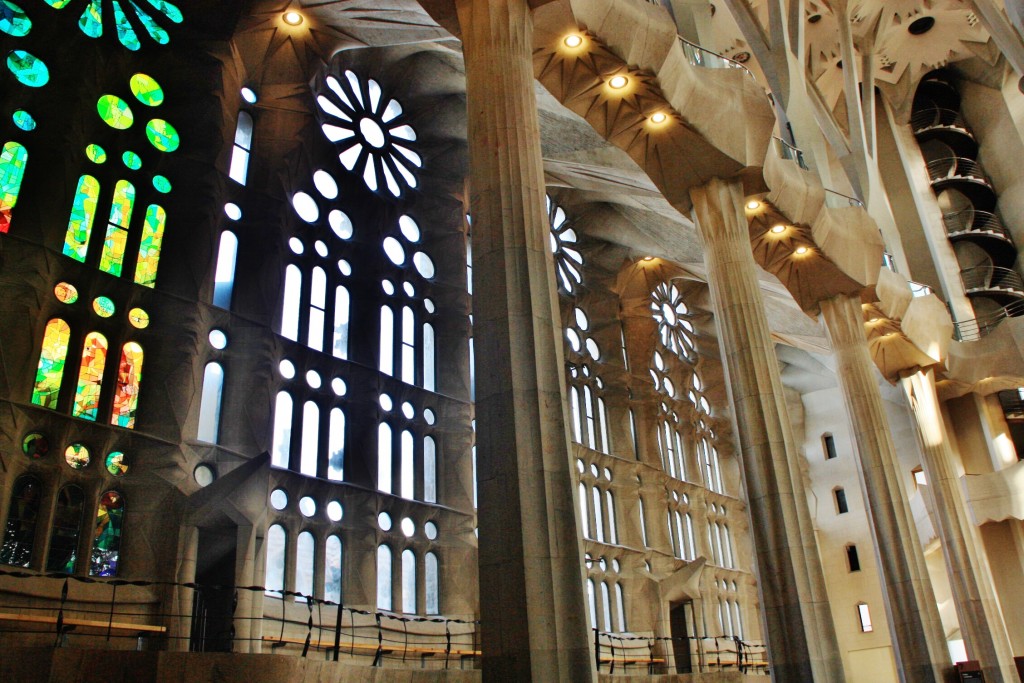 Foto: Interior de la Sagrada Familia - Barcelona (Cataluña), España