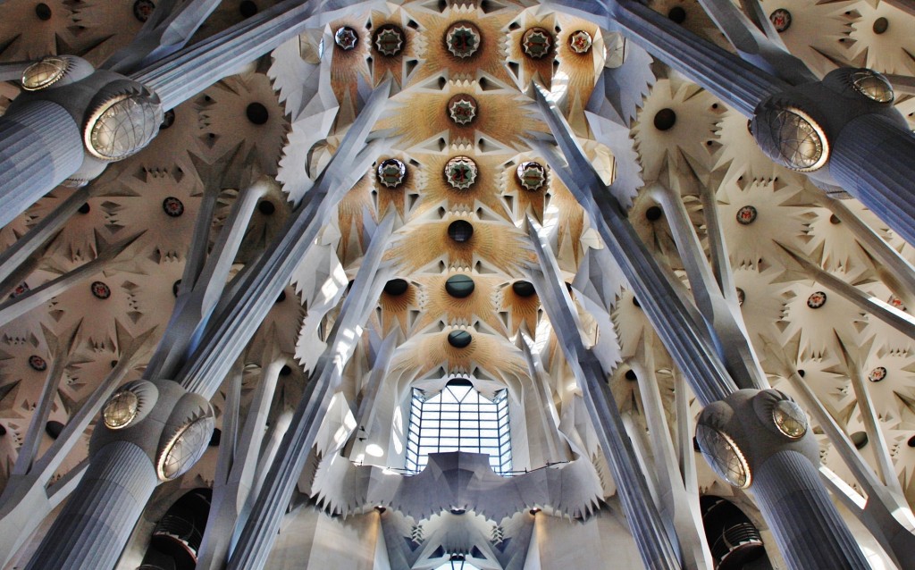 Foto: Interior de la Sagrada Familia - Barcelona (Cataluña), España