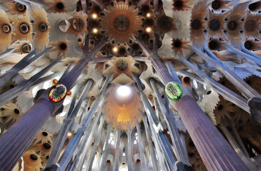 Foto: Interior de la Sagrada Familia - Barcelona (Cataluña), España