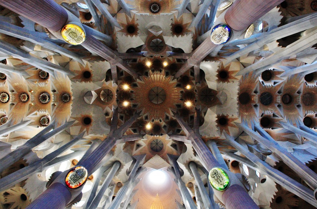 Foto: Interior de la Sagrada Familia - Barcelona (Cataluña), España