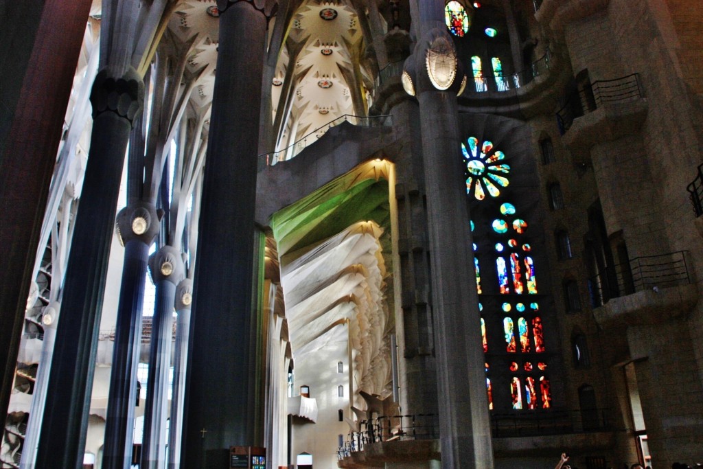 Foto: Interior de la Sagrada Familia - Barcelona (Cataluña), España