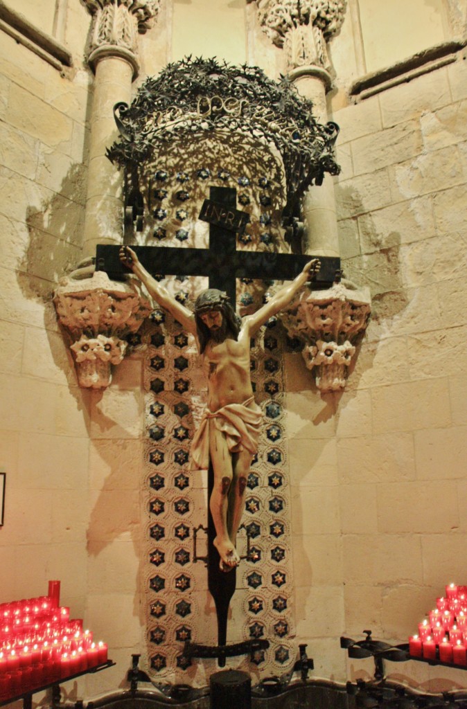 Foto: Cripta de la Sagrada Familia - Barcelona (Cataluña), España