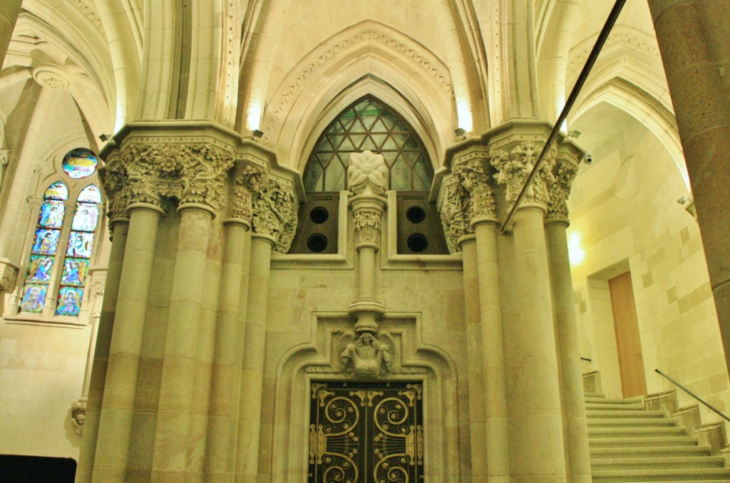 Foto: Cripta de la Sagrada Familia - Barcelona (Cataluña), España