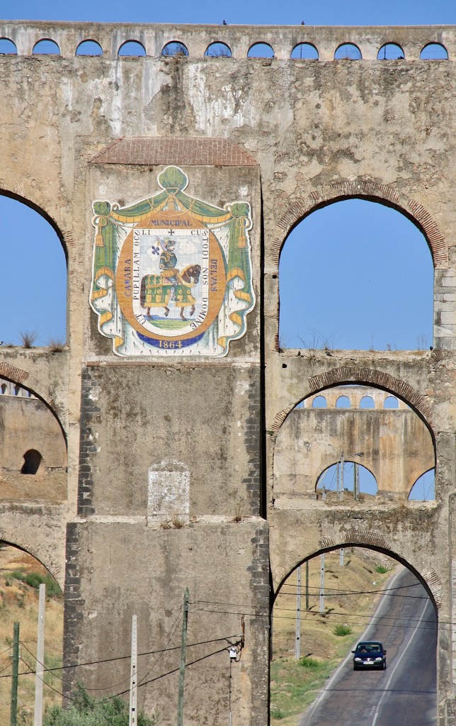 Foto: Acueducto de Amoreira - Elvas (Portalegre), Portugal