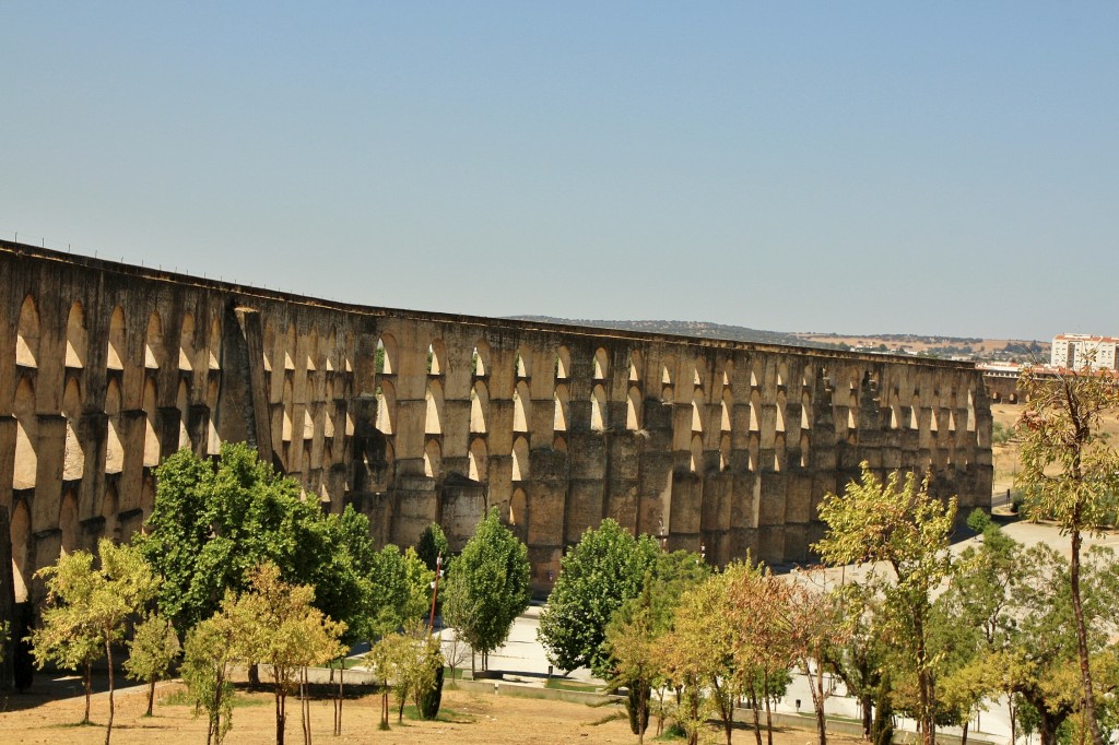 Foto: Acueducto de Amoreira - Elvas (Portalegre), Portugal