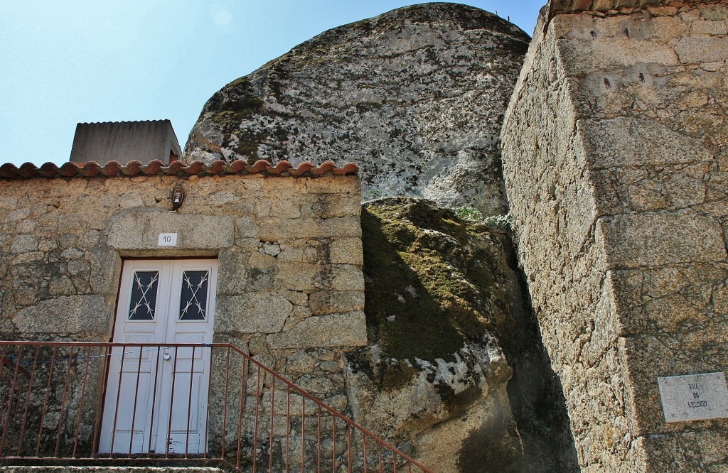 Foto: Vista del pueblo - Monsanto (Castelo Branco), Portugal