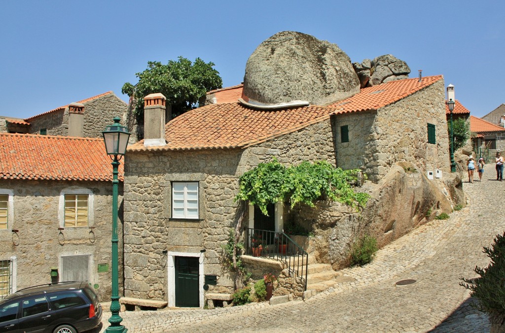 Foto: Vista del pueblo - Monsanto (Castelo Branco), Portugal