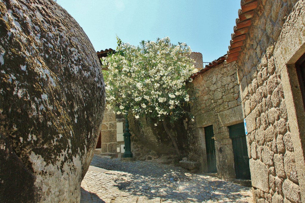 Foto: Vista del pueblo - Monsanto (Castelo Branco), Portugal