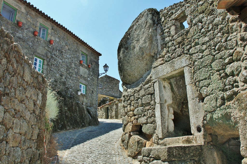 Foto: Vista del pueblo - Monsanto (Castelo Branco), Portugal