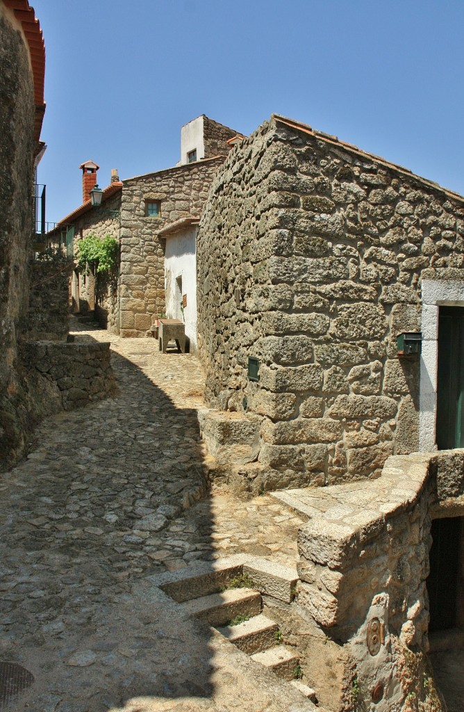 Foto: Vista del pueblo - Monsanto (Castelo Branco), Portugal