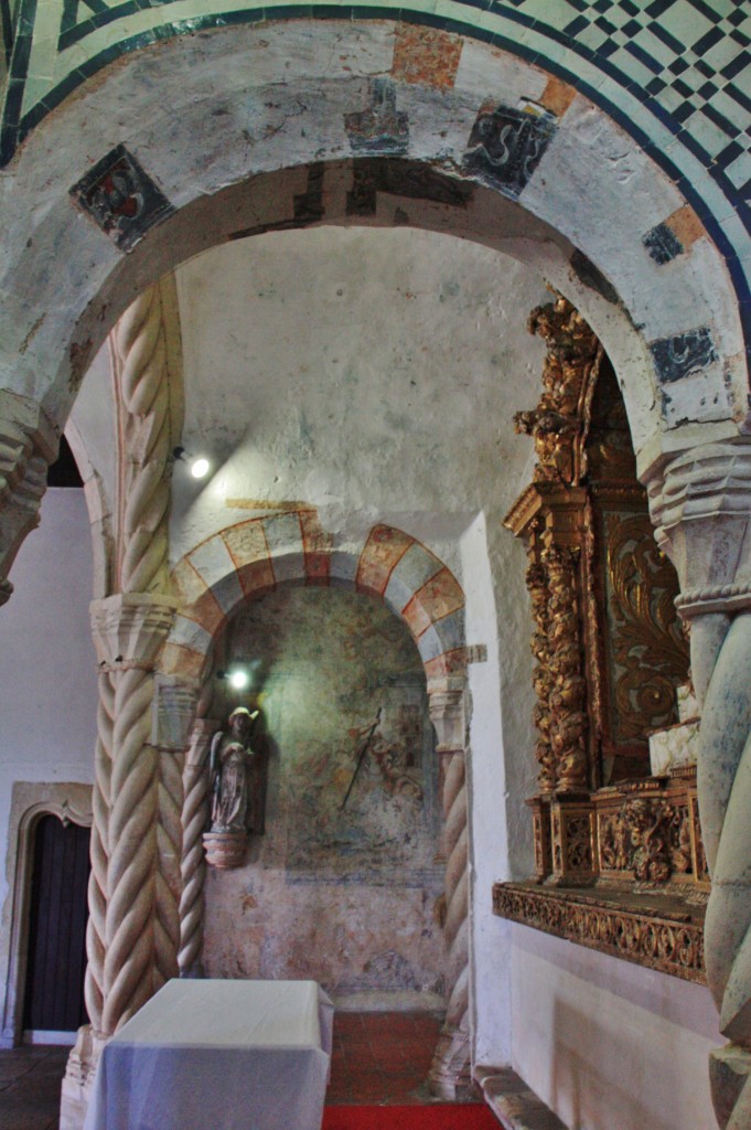 Foto: Iglesia del castillo:  antigua mezquita - Montemor-o-Velho (Coimbra), Portugal