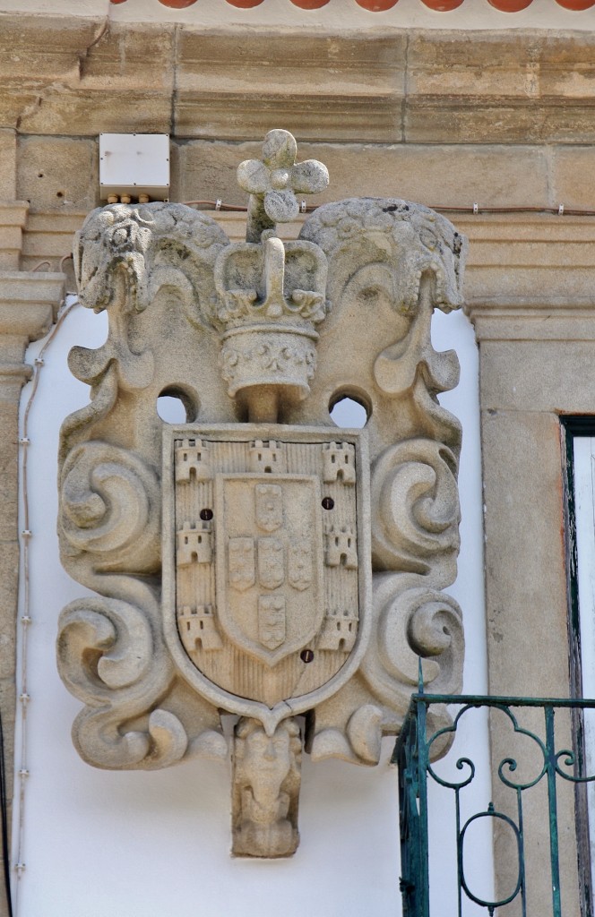 Foto: Escudo - Pinhel (Guarda), Portugal