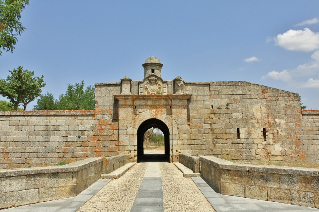 Foto: Murallas - Almeida (Guarda), Portugal