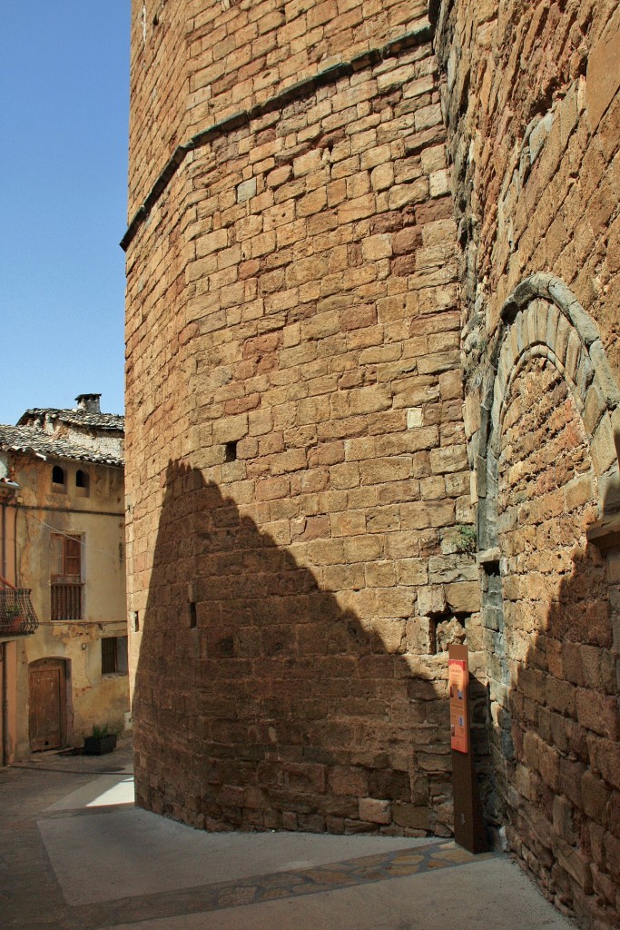 Foto: Vista del pueblo - Talarn (Lleida), España