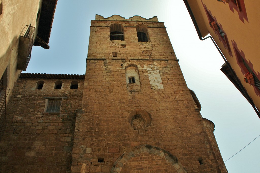 Foto: Vista del pueblo - Talarn (Lleida), España