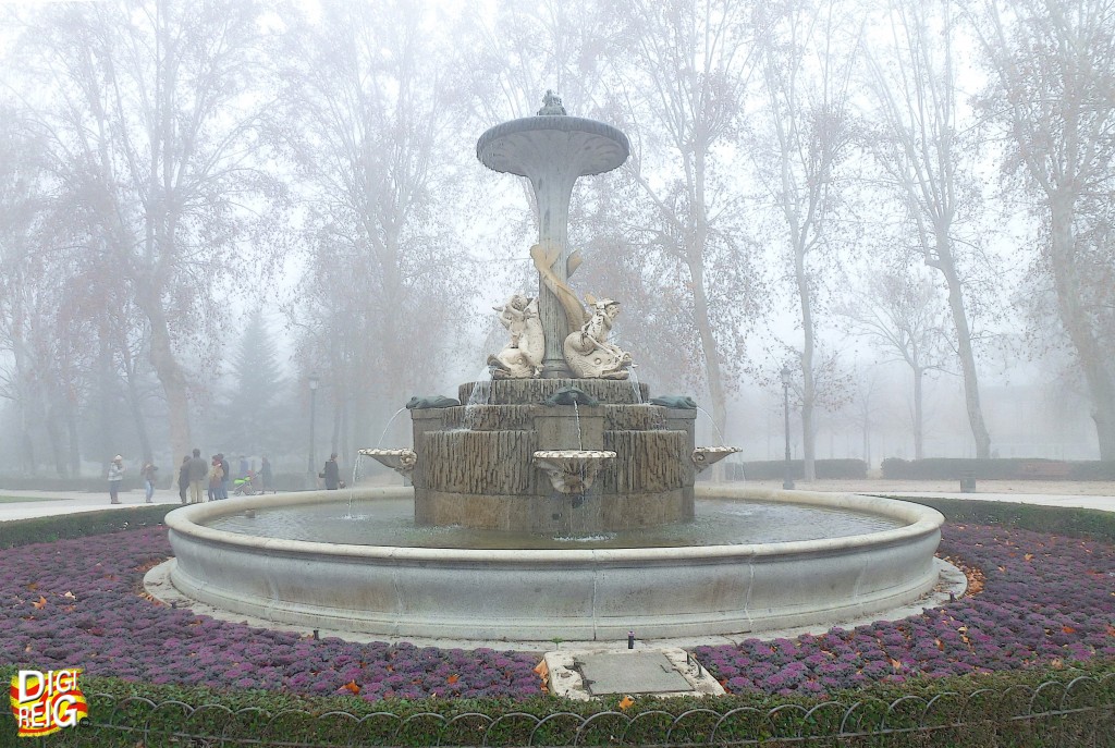 Foto: Niebla en el Parque del Retiro. - Madrid (Comunidad de Madrid), España