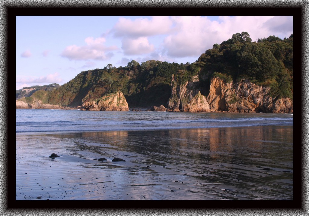 Foto de Playa de la Cueva (Asturias), España