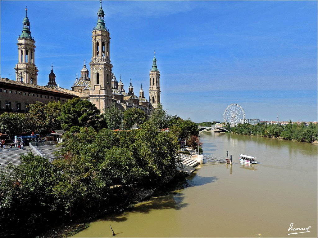 Foto: 131013-32 EL PILAR Y RIO EBRO - Zaragoza (Aragón), España