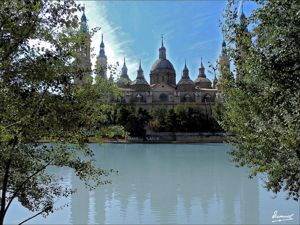 Foto: 131013-37 EL PILAR Y RIO EBRO - Zaragoza (Aragón), España