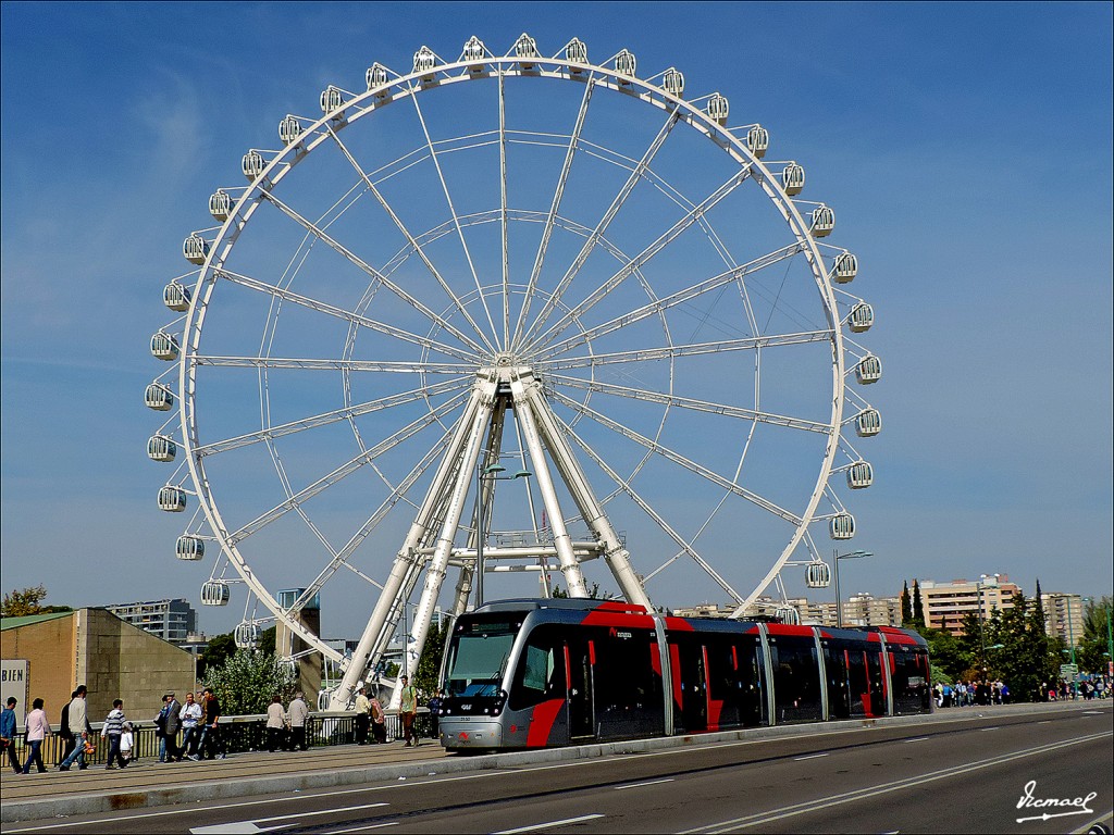 Foto: 131013-38 NORIA Y TRANVIA - Zaragoza (Aragón), España