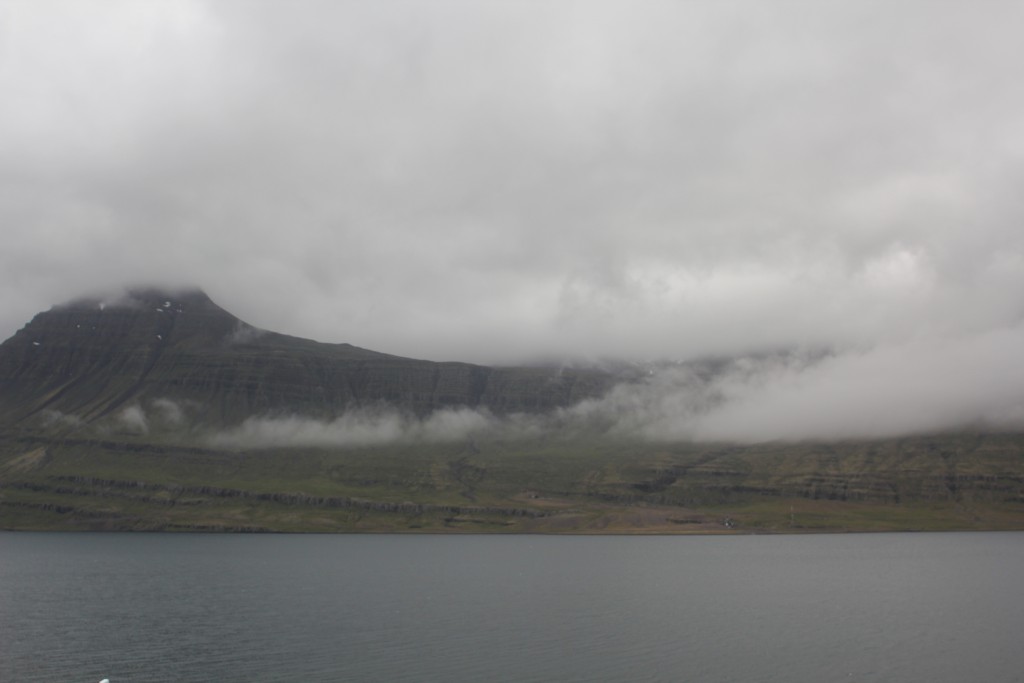 Foto de Reyöarfjordur, Islandia