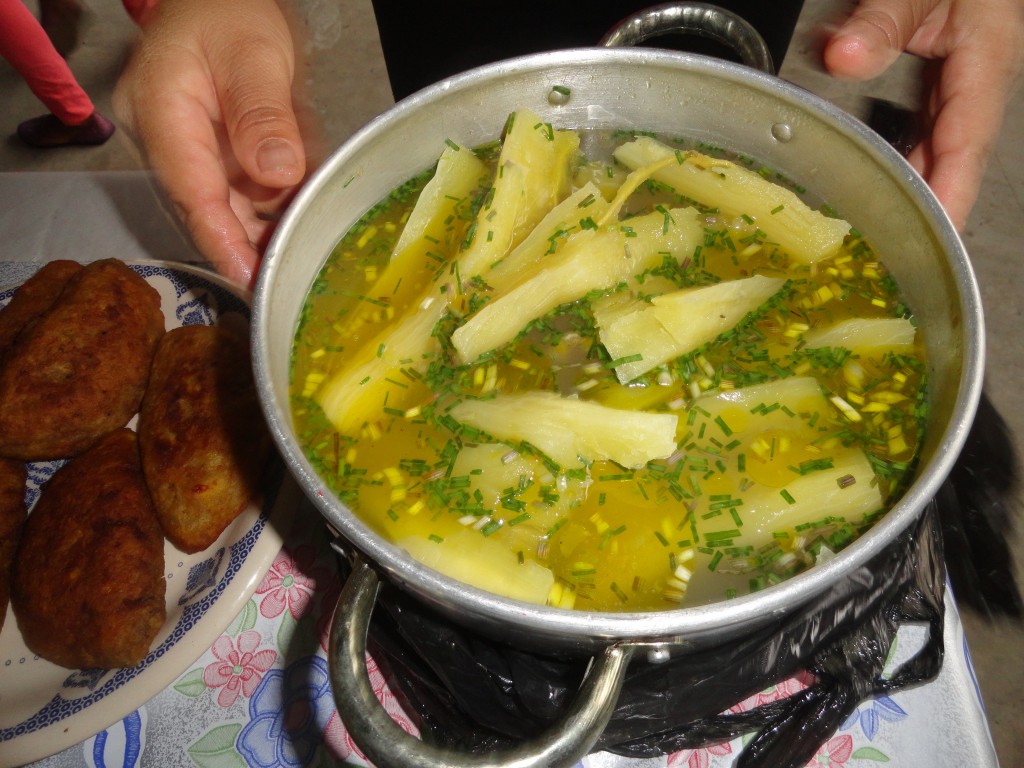 Foto: caldo de gallina - Simòn Bolìvar (Pastaza), Ecuador