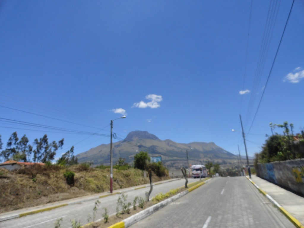 Foto: entrada - Cotacachi (Imbabura), Ecuador