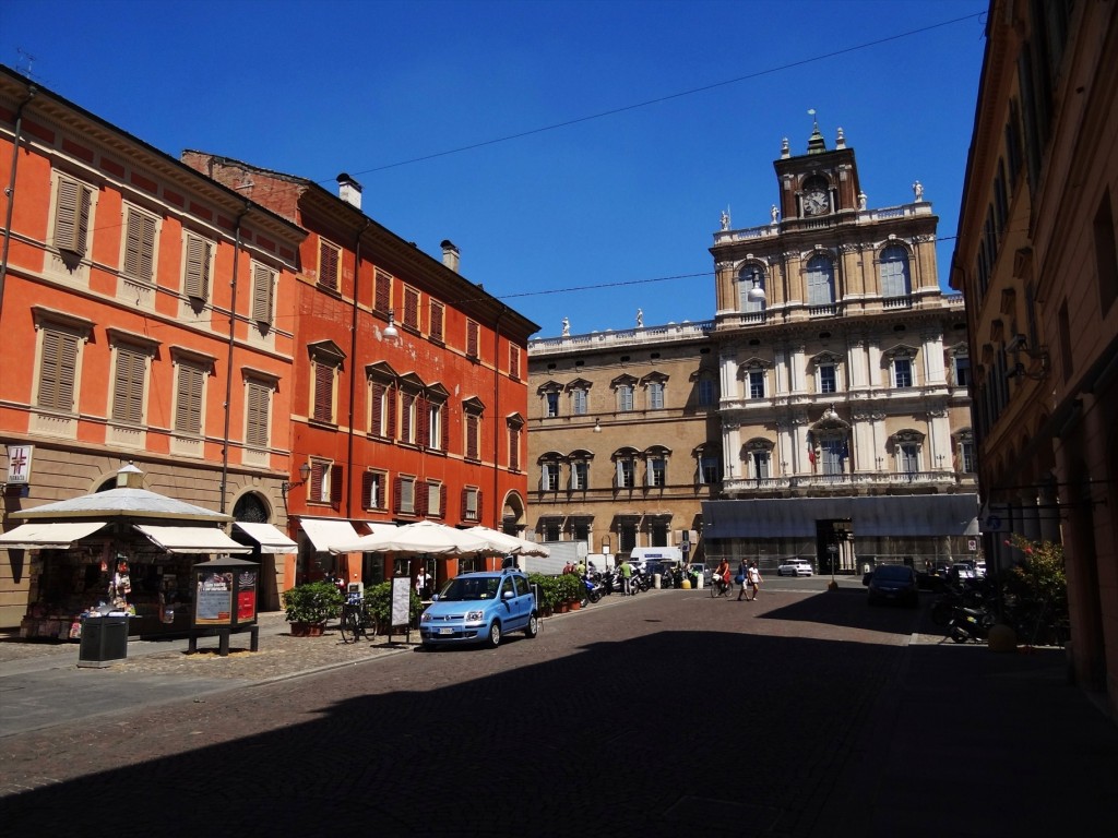 Foto: Largo di San Giorgio - Modena (Emilia-Romagna), Italia