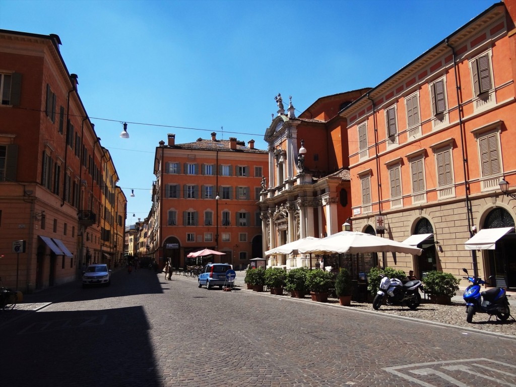 Foto: Largo di San Giorgio - Modena (Emilia-Romagna), Italia