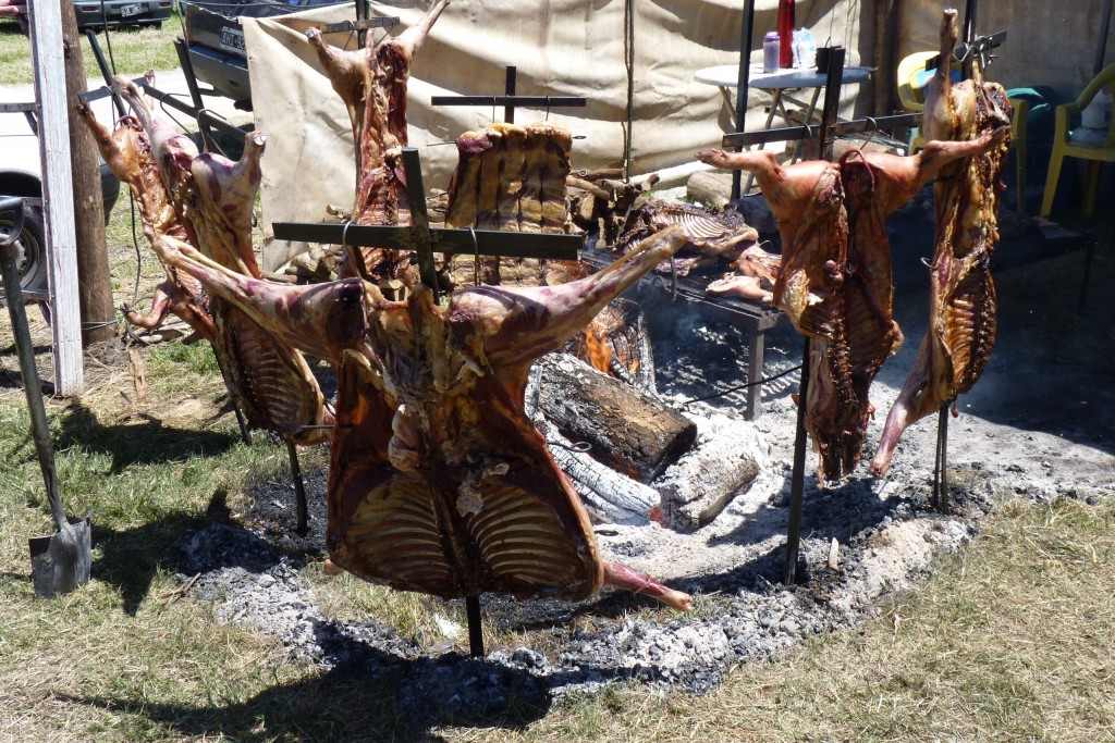 Foto: Fiesta del cordero. - Mar de Cobo (Buenos Aires), Argentina