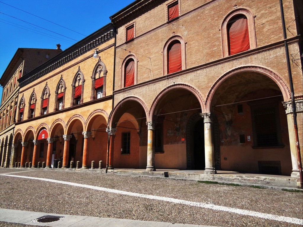 Foto: Palazzo Bolognini-Isolani - Bologna (Emilia-Romagna), Italia