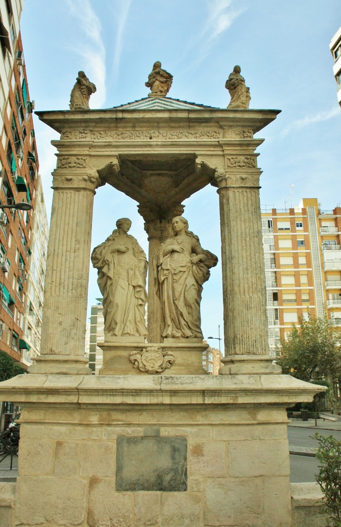 Foto: Antiguo puente de Sant Bernat - Alzira (València), España