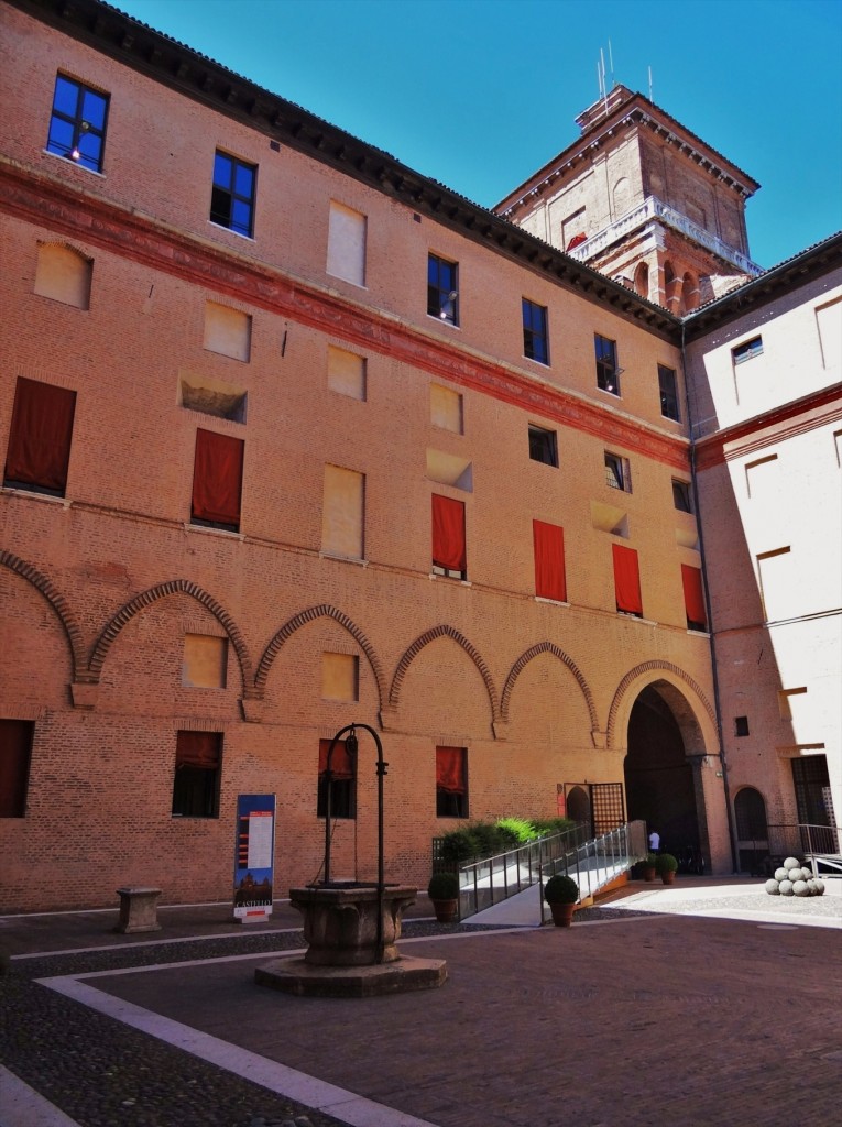 Foto: Castello Estense - Ferrara (Emilia-Romagna), Italia