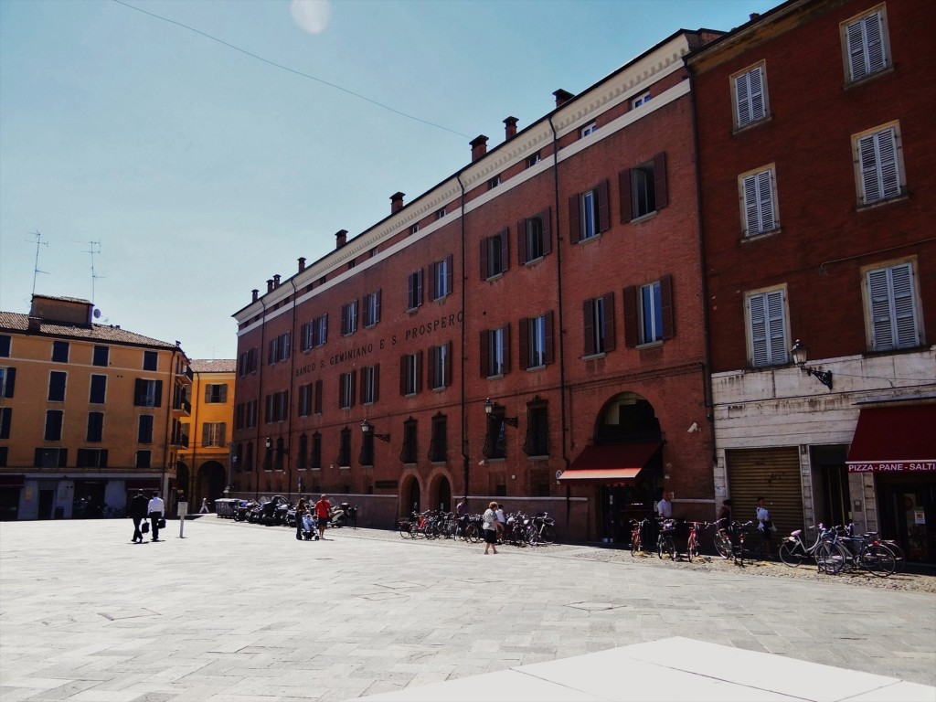 Foto: Piazza XX Settembre - Modena (Emilia-Romagna), Italia