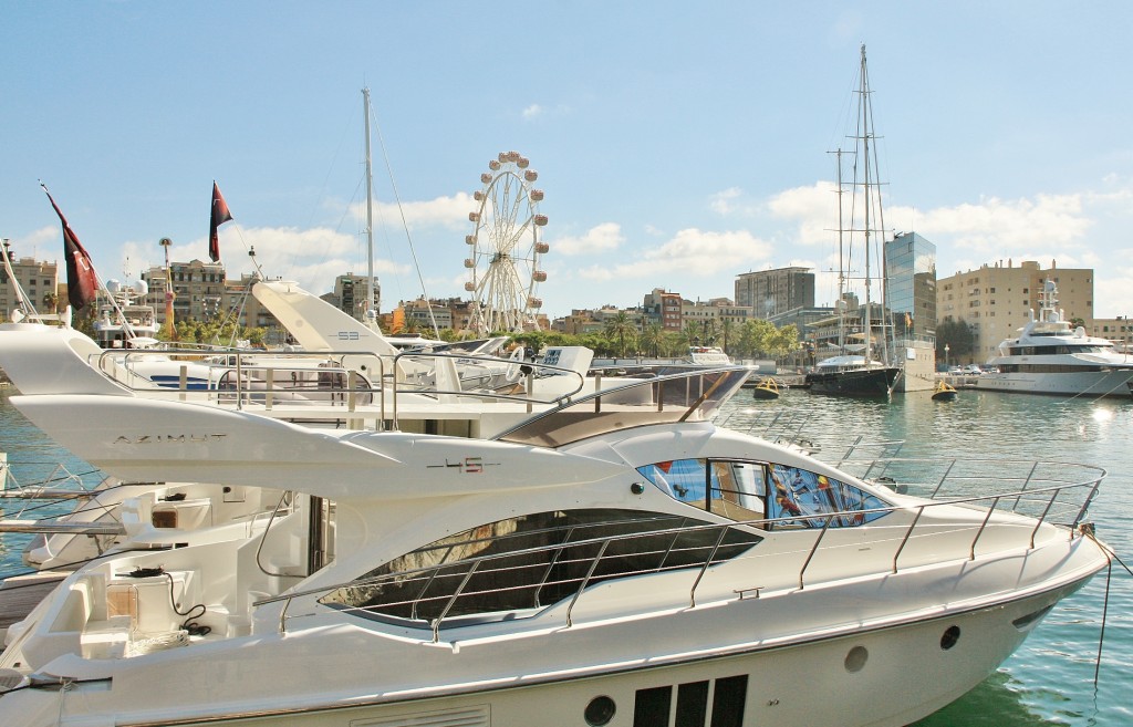 Foto: Vista del puerto - Barcelona (Cataluña), España