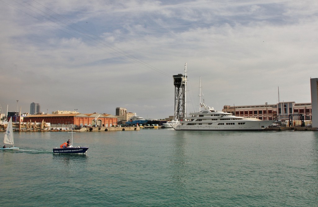 Foto: Vista del puerto - Barcelona (Cataluña), España