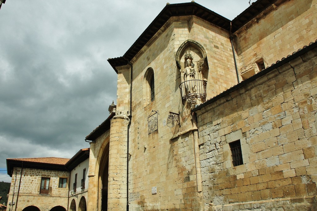 Foto: Vista del pueblo - Treviño (Burgos), España