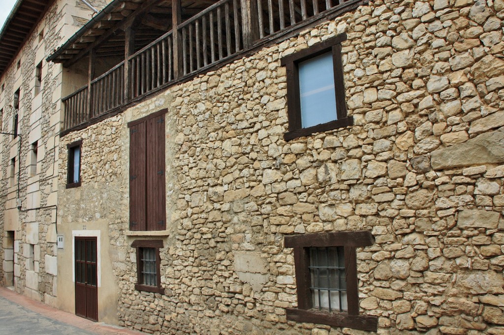 Foto: Vista del pueblo - Treviño (Burgos), España