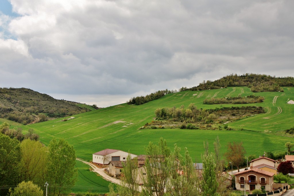 Foto: Vista desde el pueblo - Treviño (Burgos), España