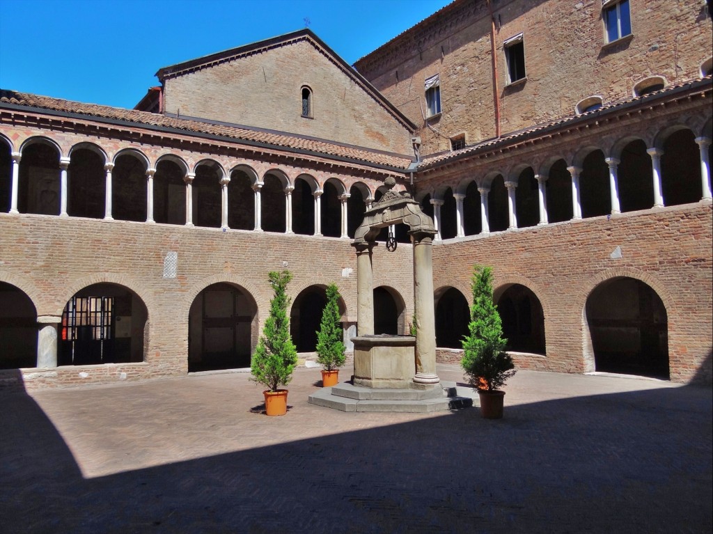 Foto: Abbazia di Santo Stefano - Bologna (Emilia-Romagna), Italia