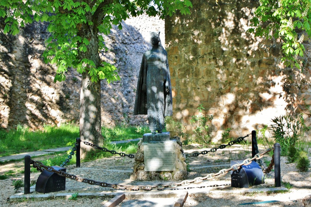 Foto: Estatua princesa Cristina - Covarrubias (Burgos), España