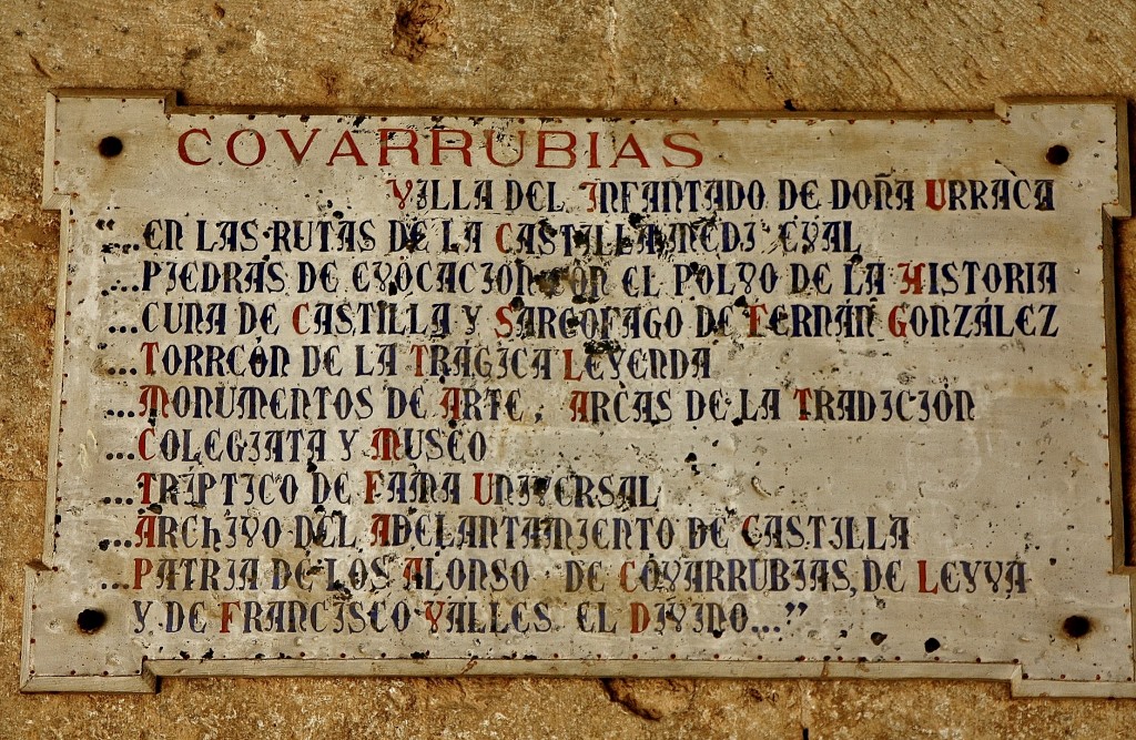 Foto: Placa conmemoratiba - Covarrubias (Burgos), España