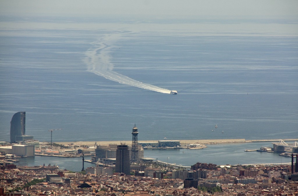 Foto: Vistas desde el Tibidabo - Barcelona (Cataluña), España