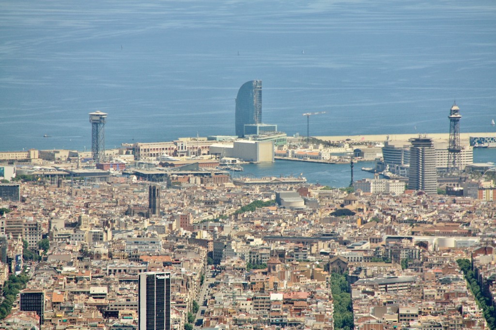 Foto: Vistas desde el Tibidabo - Barcelona (Cataluña), España