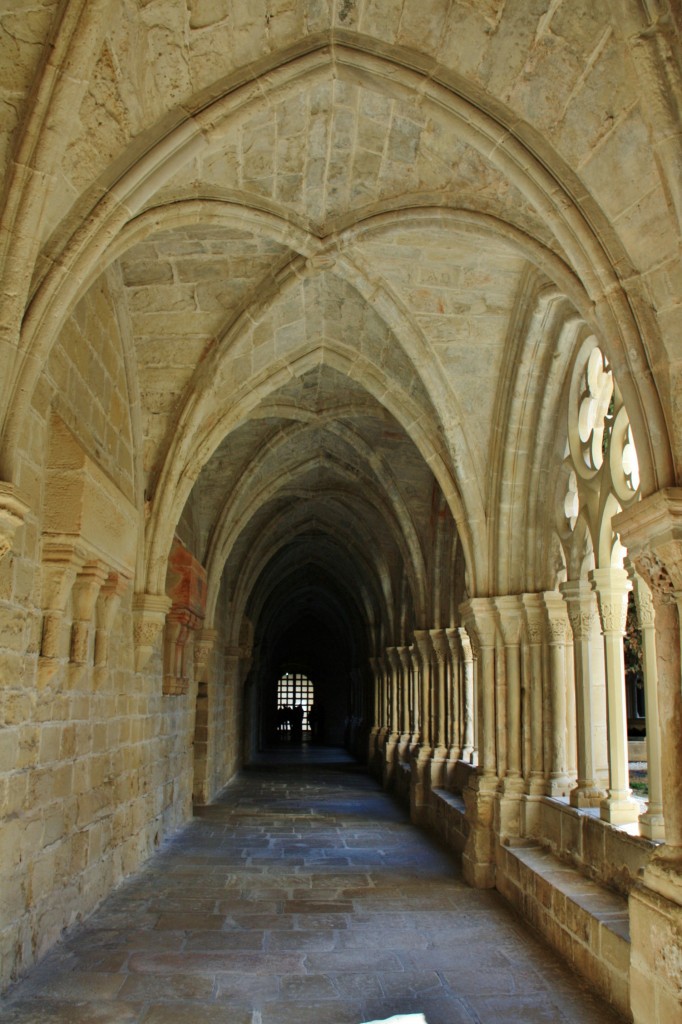 Foto: Monasterio de Poblet: claustro - Vimbodí i Poblet (Tarragona), España