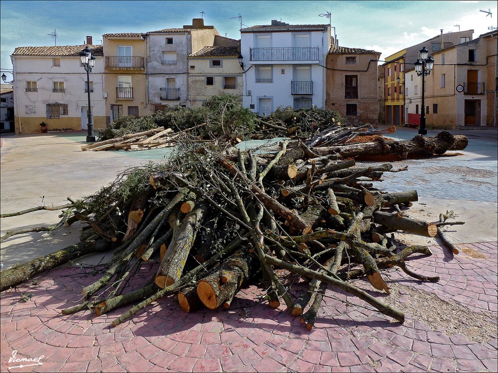 Foto: 130201-03 LEÑA SAN BLAS 2013 - Alconchel De Ariza (Zaragoza), España