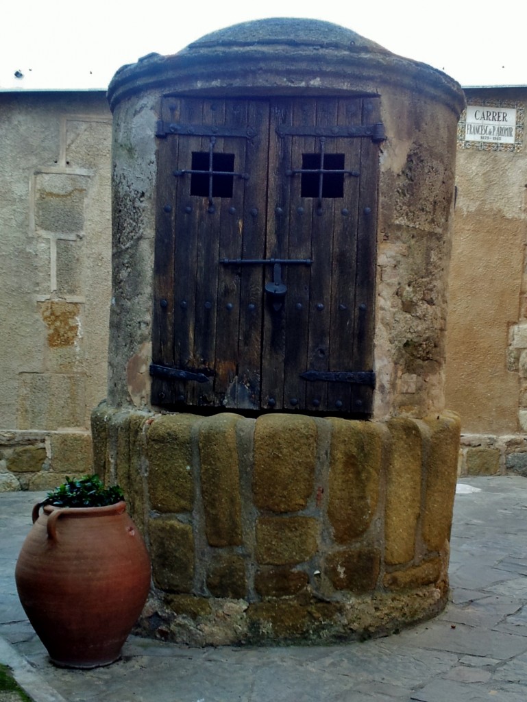 Foto: Recinto amurallado - Tossa de Mar (Girona), España