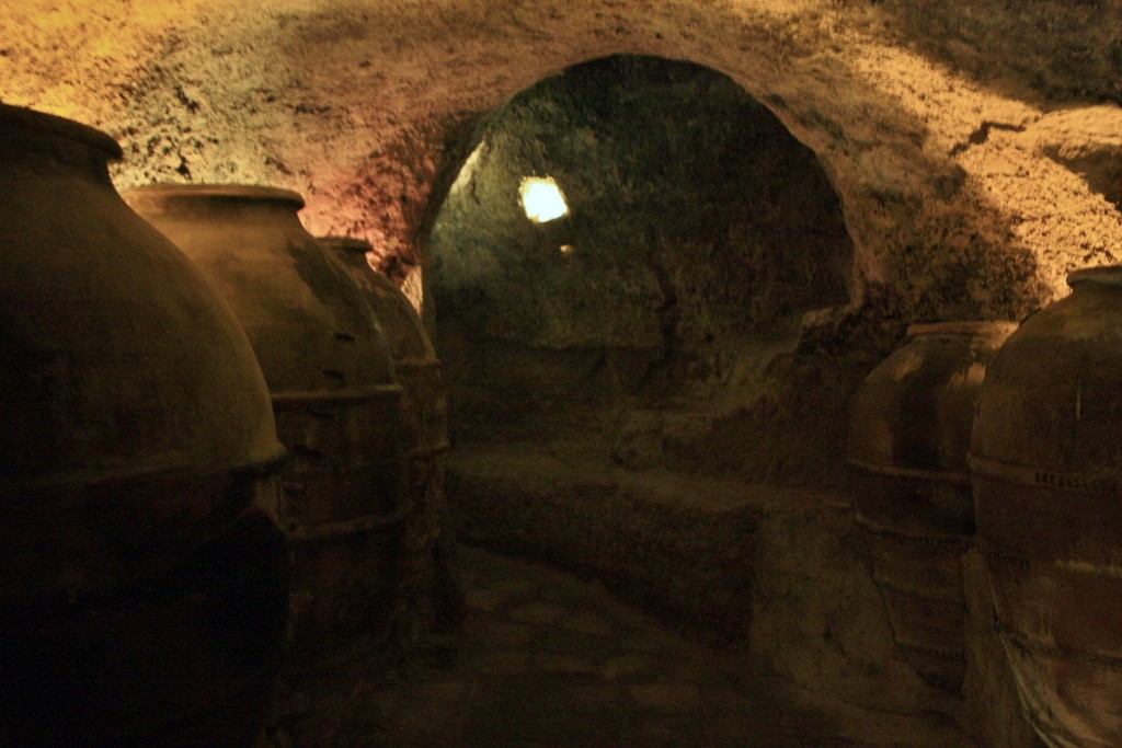 Foto: Cuevas - Requena (València), España