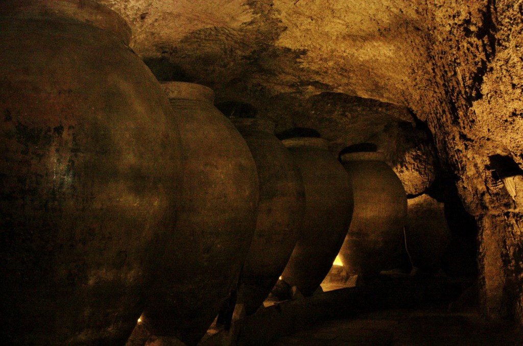 Foto: Cuevas - Requena (València), España